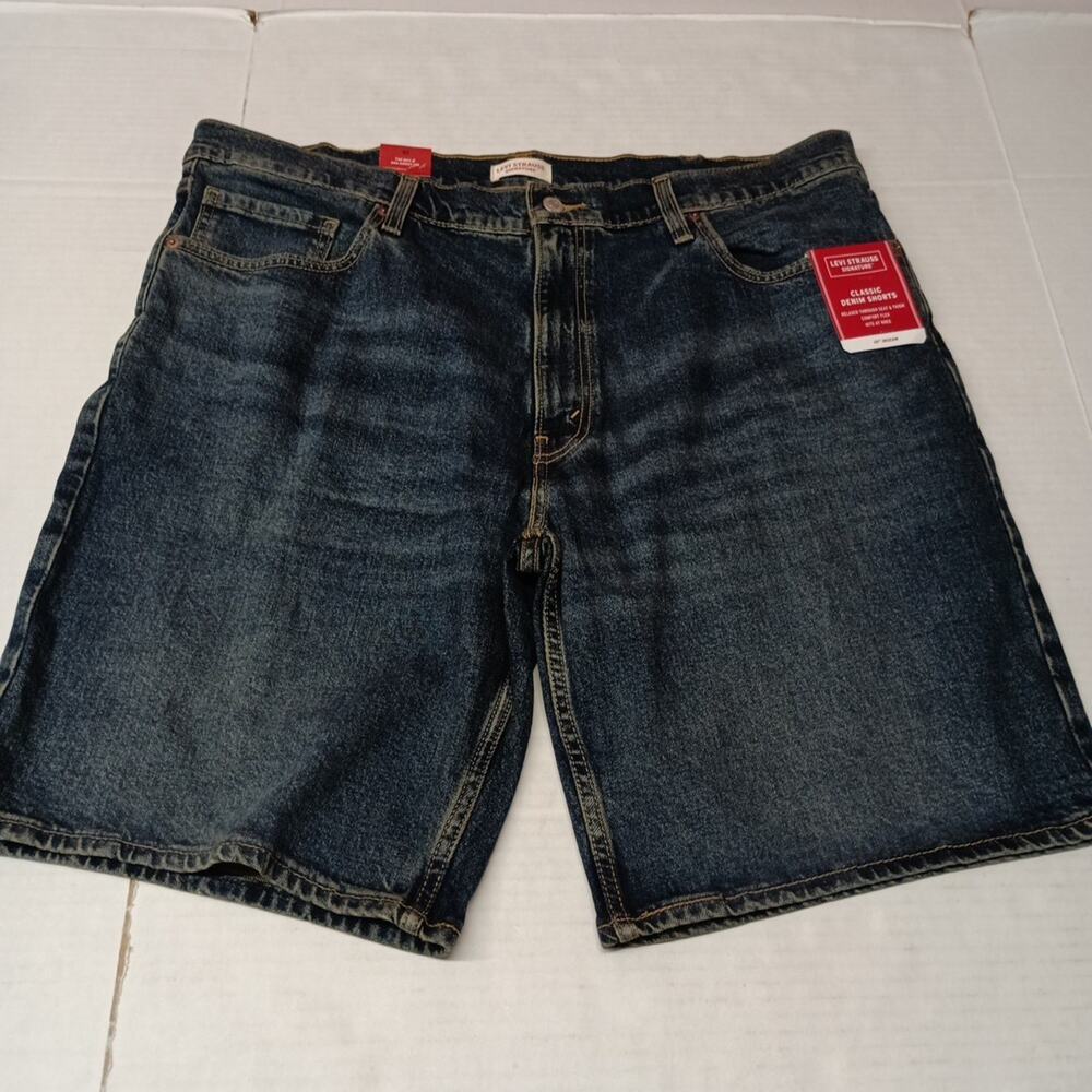 Levi Strauss Shorts Men's 40 Blue Classic Comfort Relaxed‎